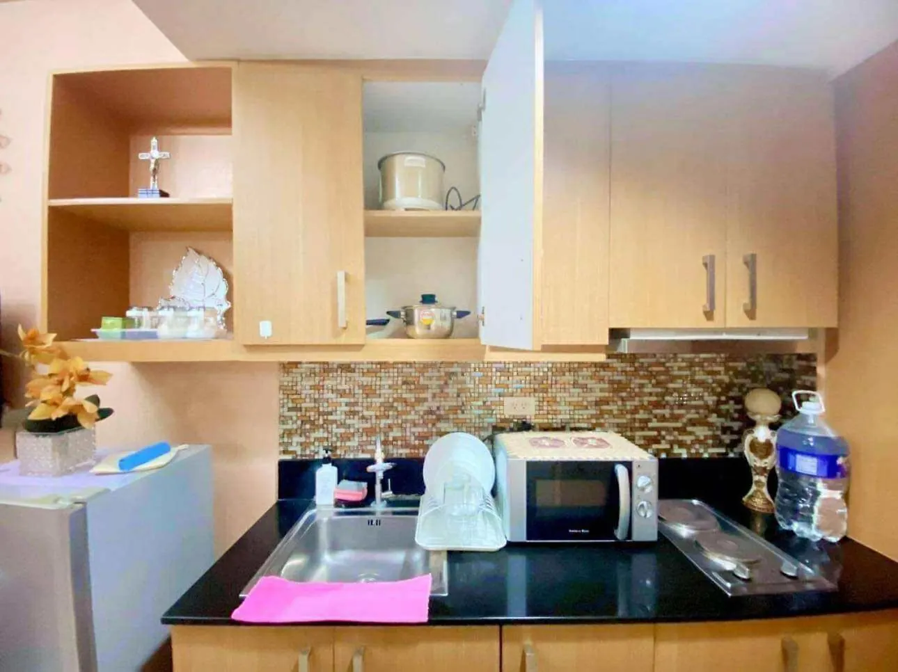 1528-1Br-1Bed-1Sofa Bed 1Pull Out Pool View With Balcony Apartment Manila